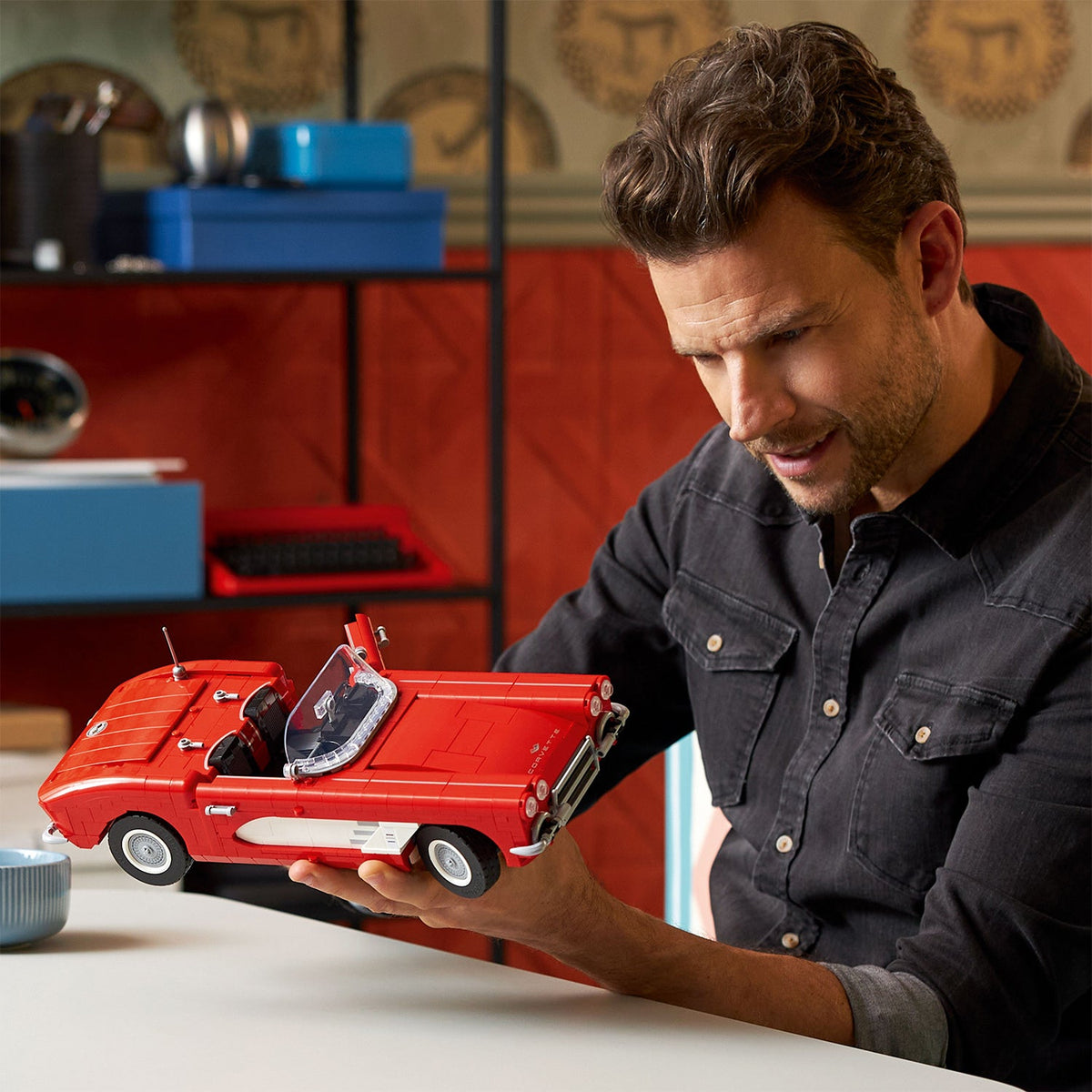 LEGO? Icons Corvette