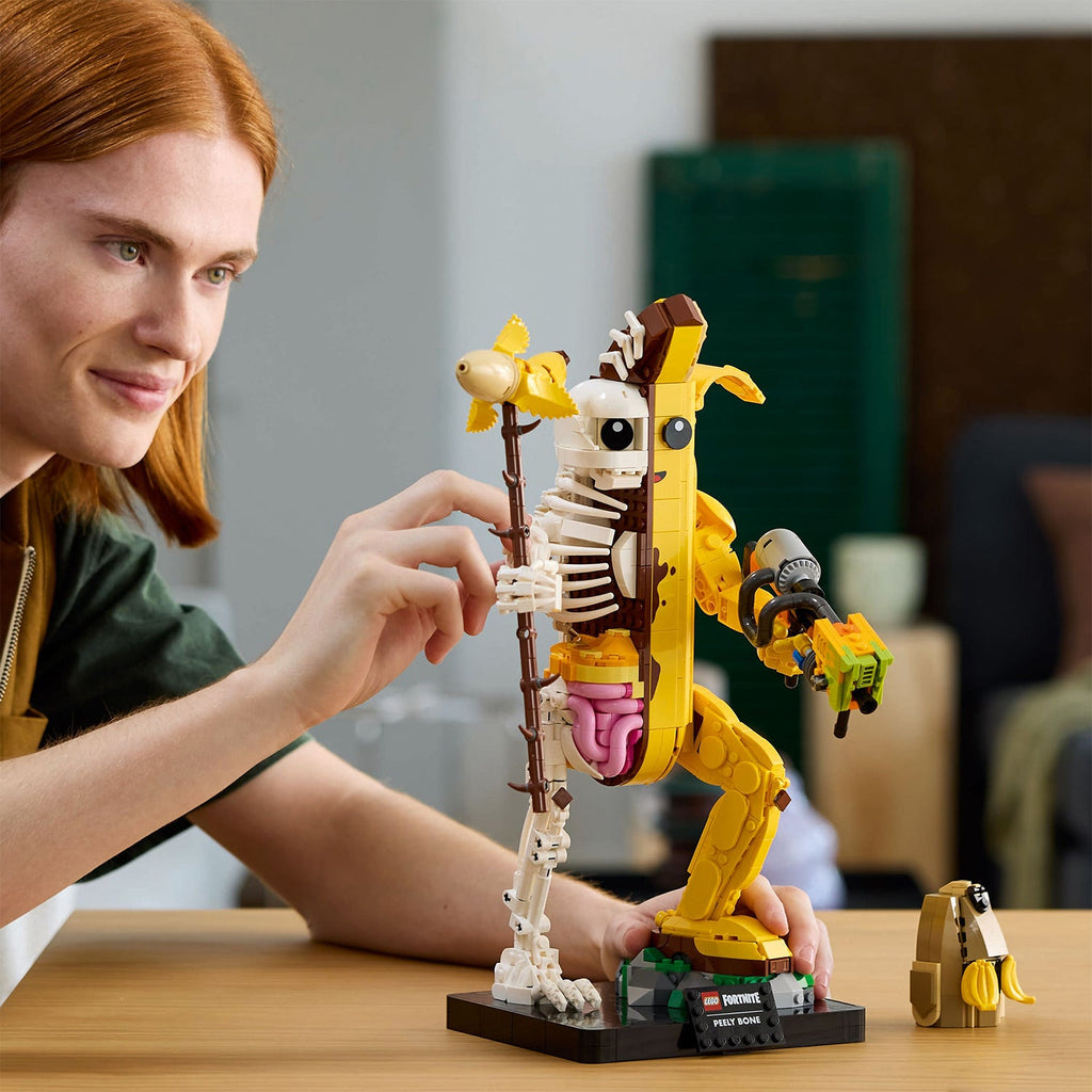 LEGO? Fortnite Peely Bone