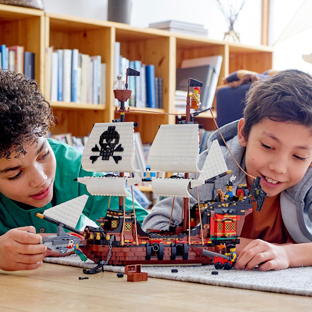 LEGO? Creator 3-in-1 Pirate Ship