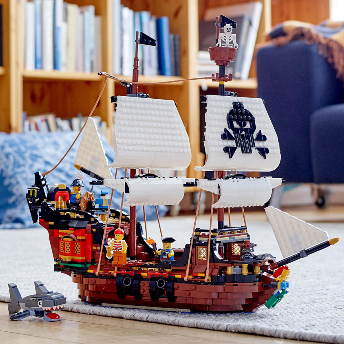 LEGO? Creator 3-in-1 Pirate Ship