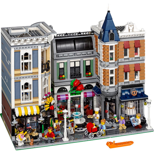 LEGO? Assembly Square