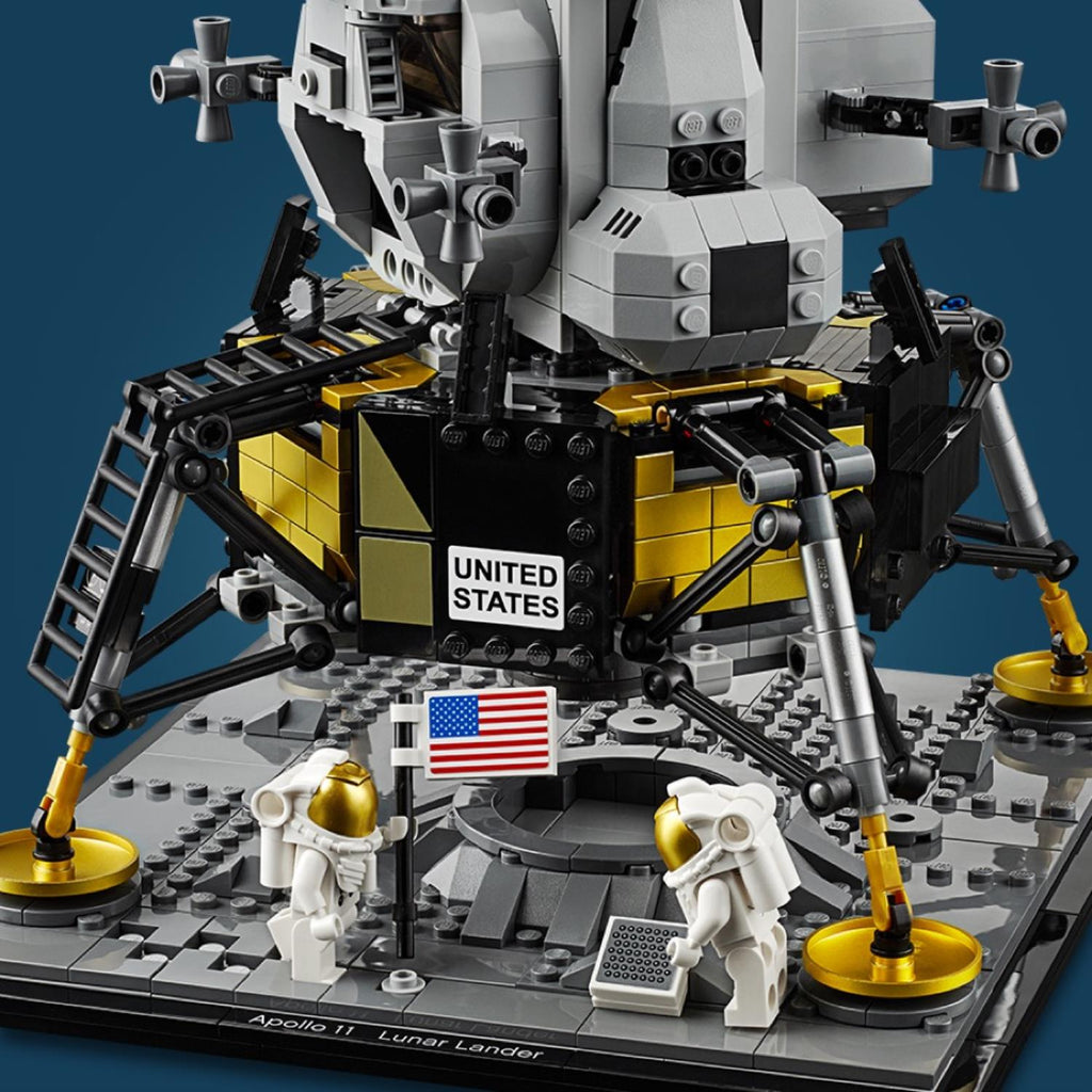 LEGO? NASA Apollo 11 Lunar Lander