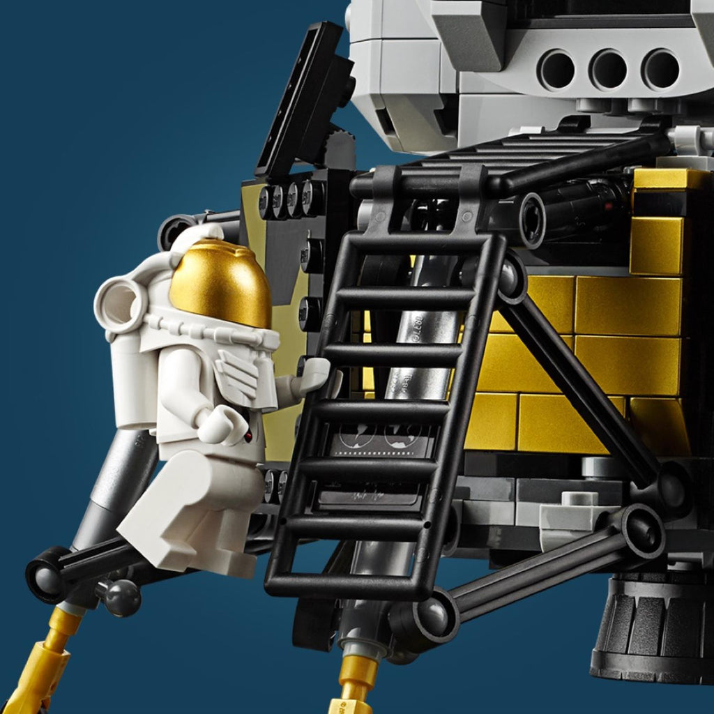 LEGO? NASA Apollo 11 Lunar Lander