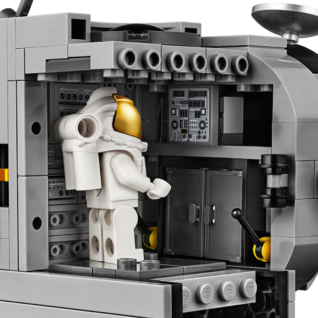 LEGO? NASA Apollo 11 Lunar Lander