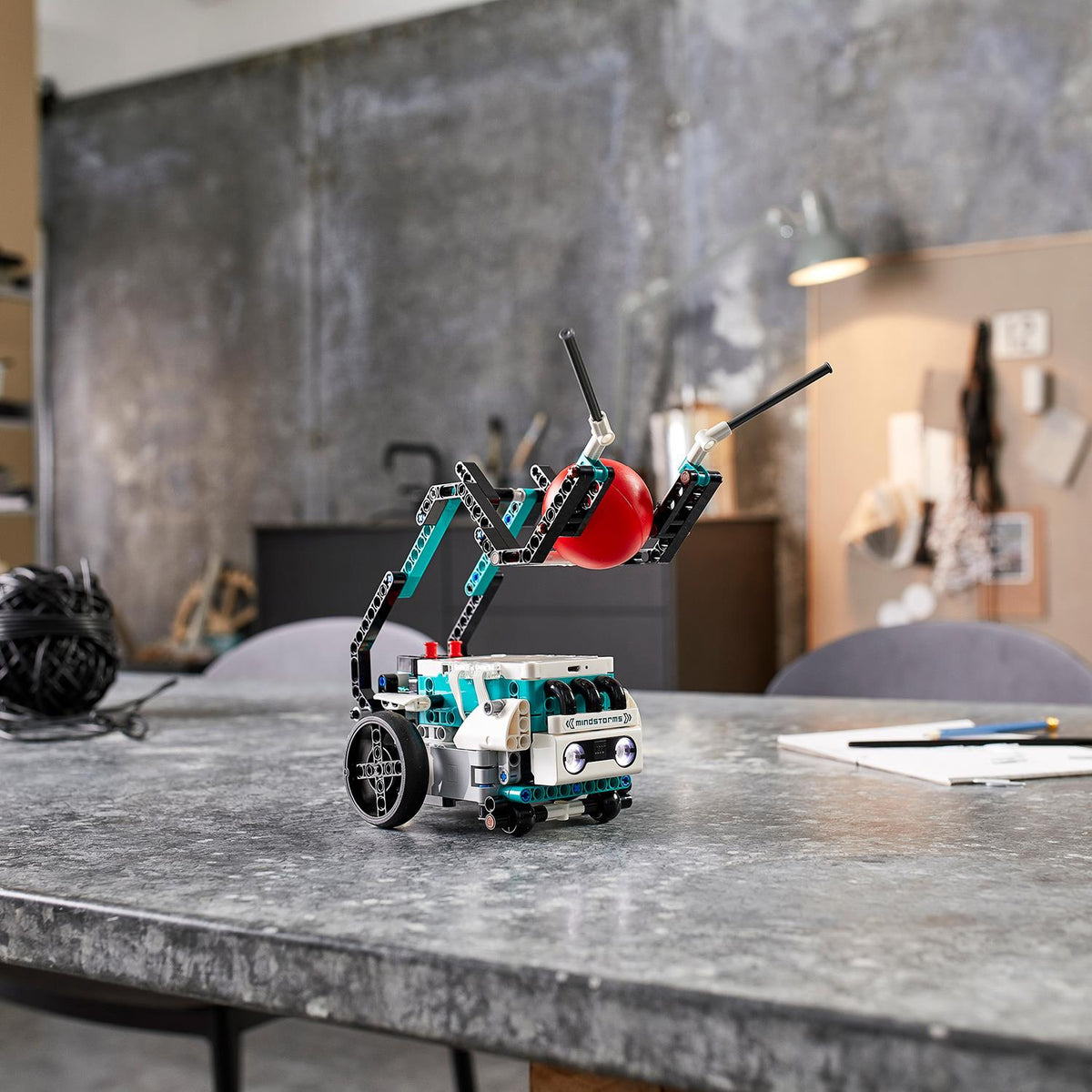 LEGO? MINDSTORMS? Robot Inventor