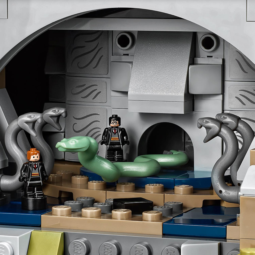 LEGO? Harry Potter Hogwarts? Castle
