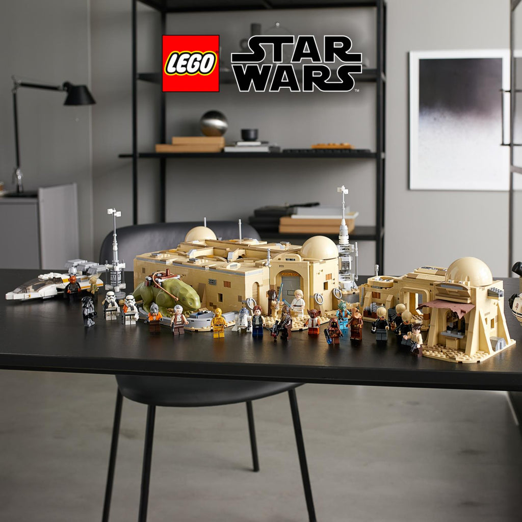 LEGO? Star Wars? Mos Eisley Cantina?