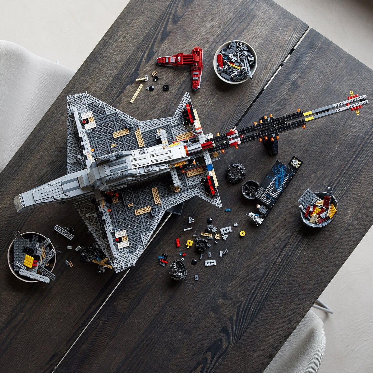 LEGO? Star Wars? Venator-Class Republic Attack Cruiser - Ultimate Collector Series