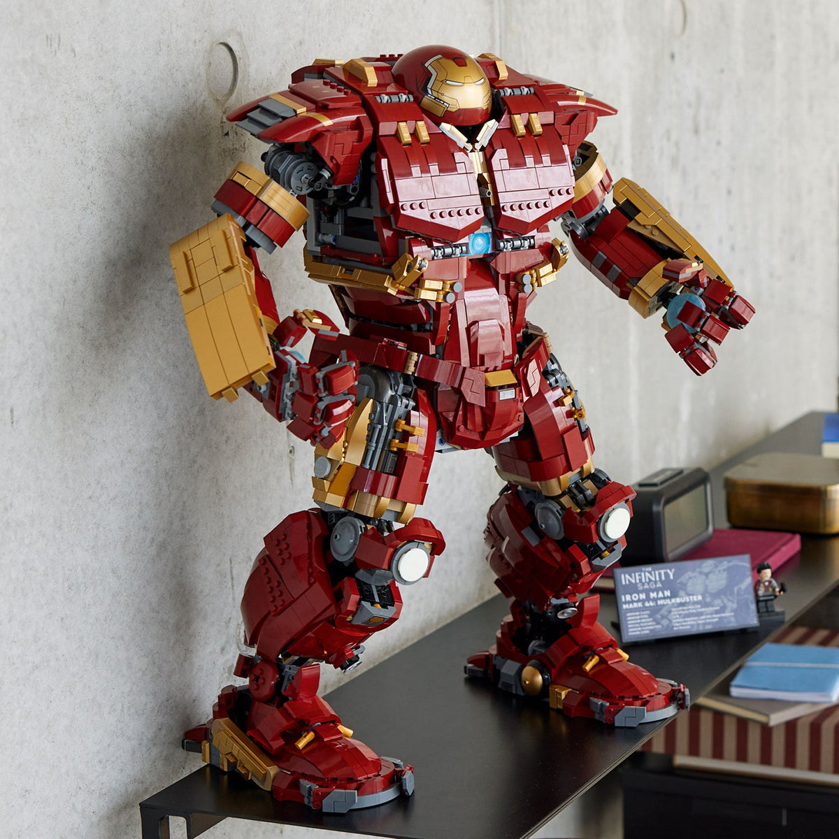 LEGO? Marvel Hulkbuster