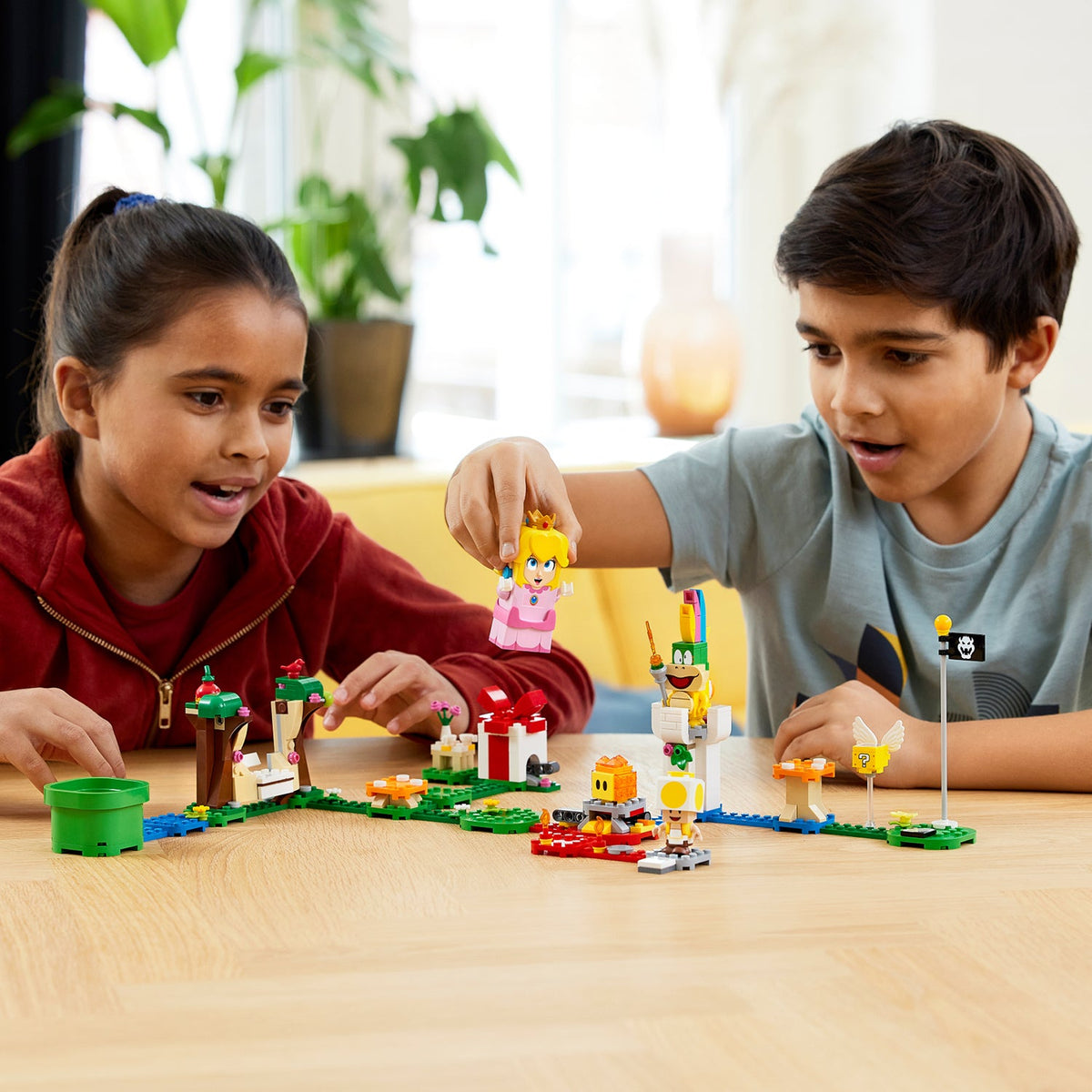 LEGO? Super Mario? Adventures with Peach Starter Course