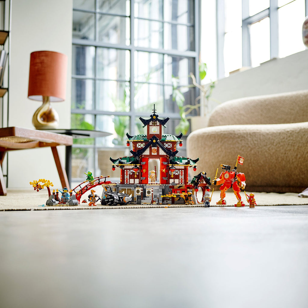 LEGO? NINJAGO? Ninja Dojo Temple