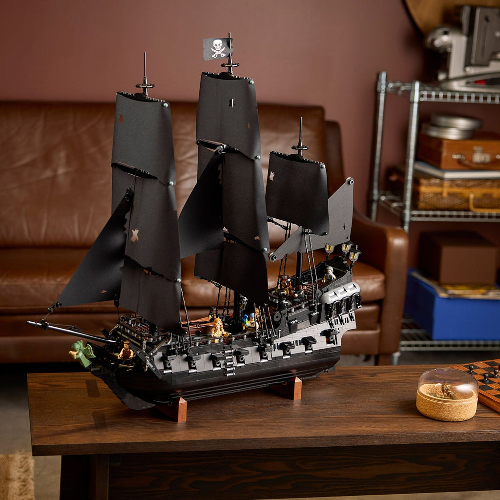 LEGO? Icons Captain Jack Sparrow's Pirate Ship
