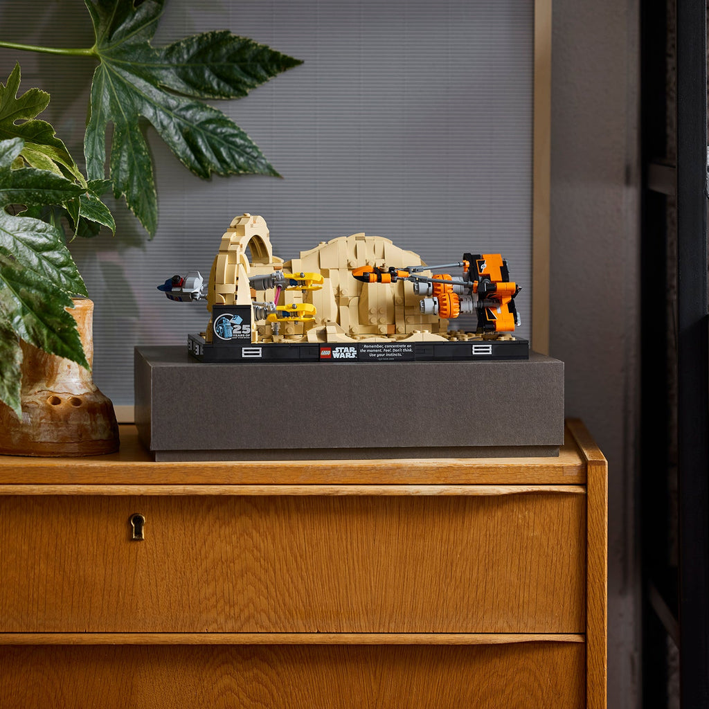 LEGO? Star Wars? Mos Espa Podrace? Diorama
