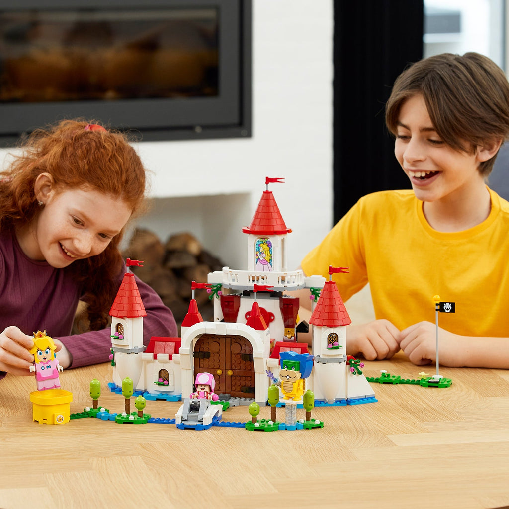 LEGO? Super Mario? Peach's Castle Expansion Set