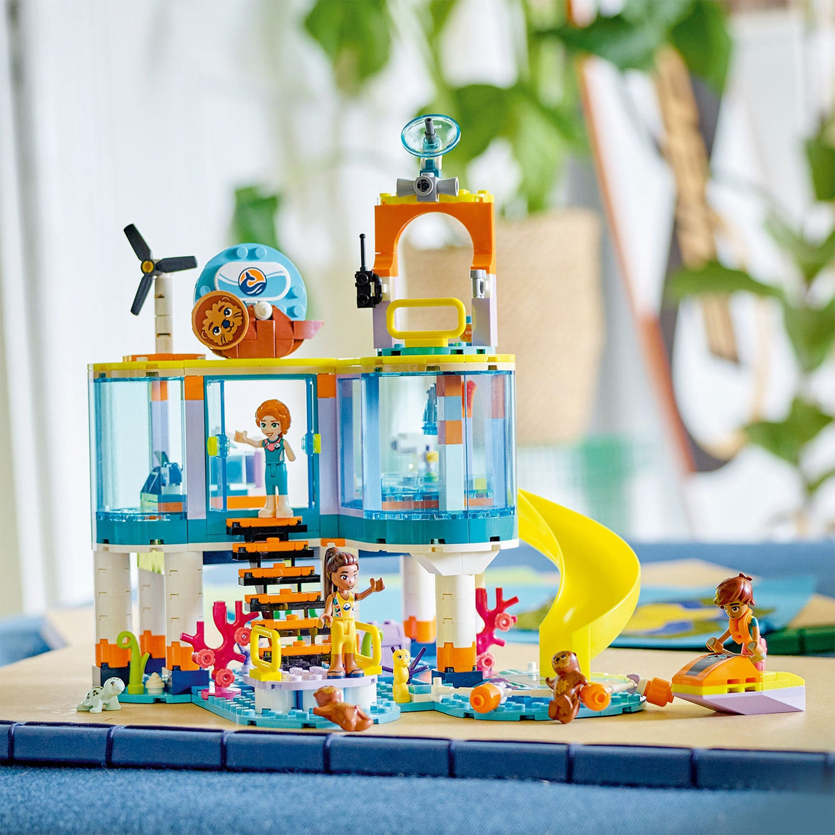 LEGO? Friends? Sea Rescue Center