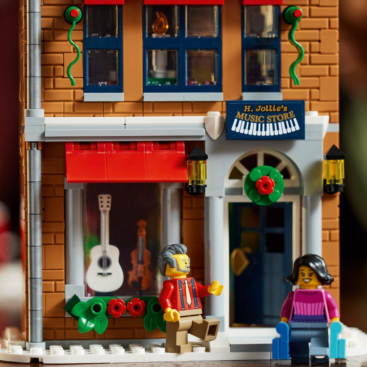 LEGO? Icons Holiday Main Street