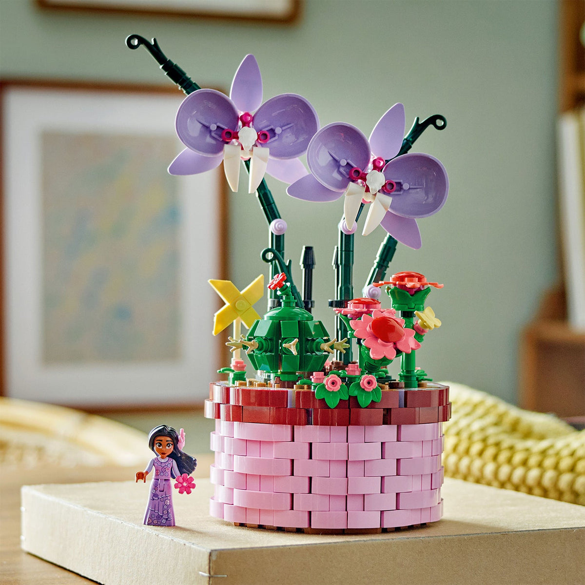 LEGO? | Disney Isabela's Flowerpot