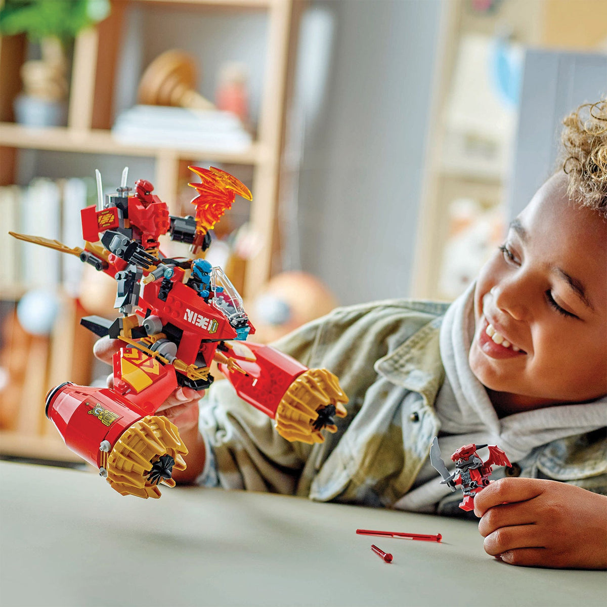 LEGO? NINJAGO? Kai's Mech Storm Rider