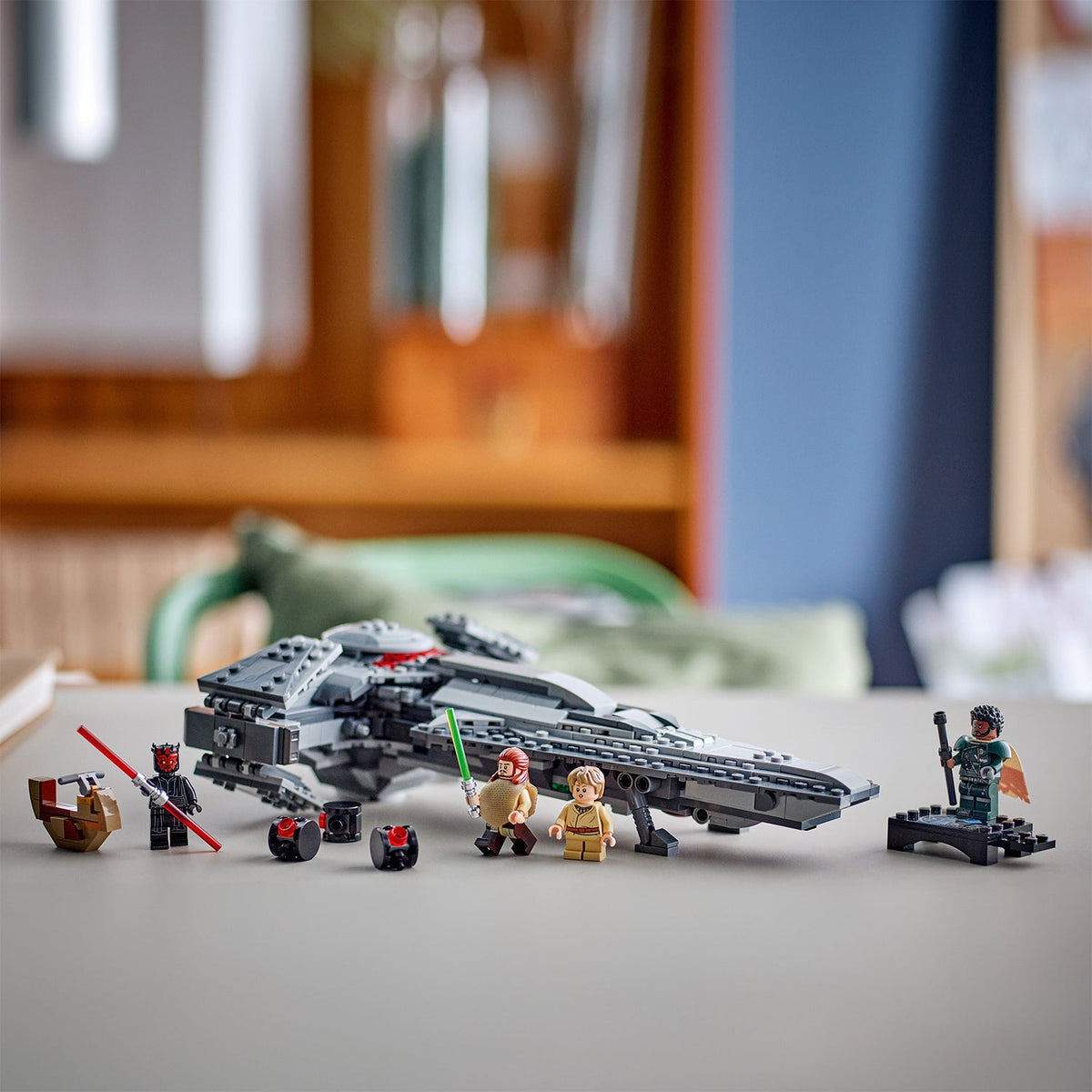 LEGO? Star Wars? Darth Mauls Sith Infiltrator?