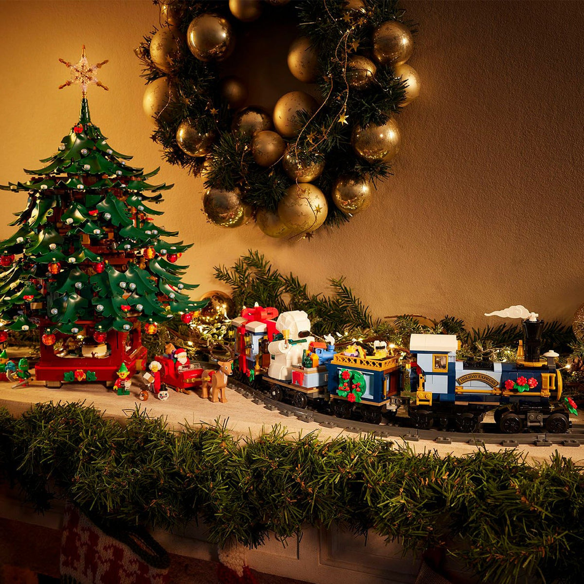 LEGO? Icons Holiday Express Train