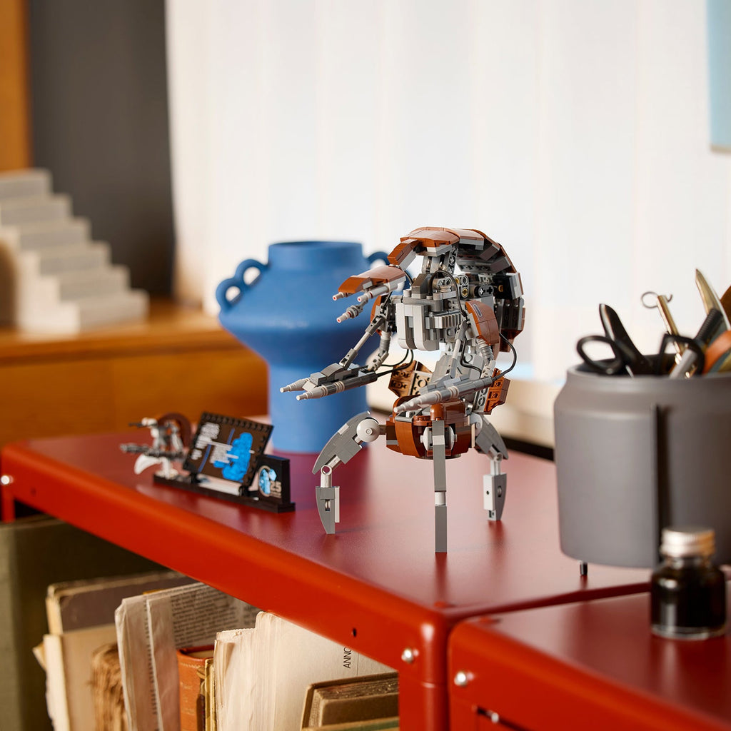 LEGO? Star Wars? Droideka?