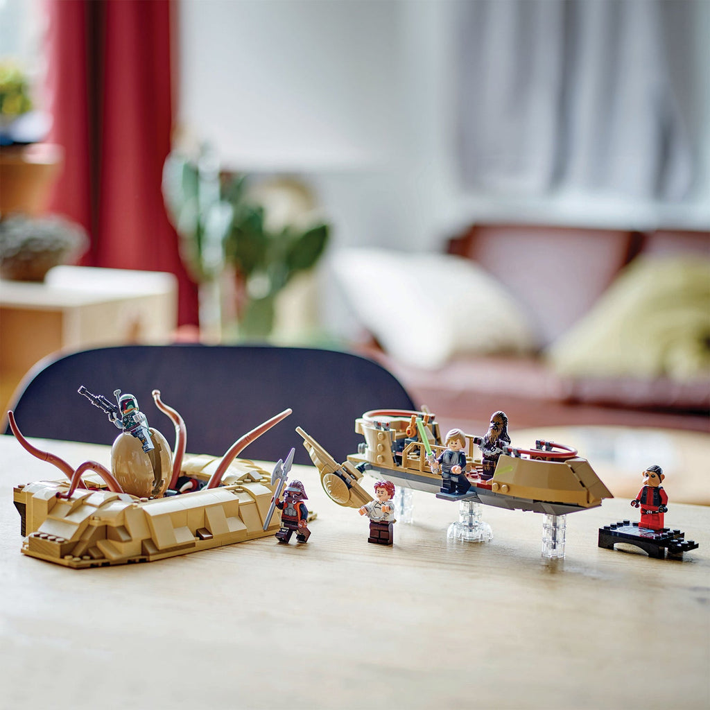 LEGO? Star Wars? Desert Skiff & Sarlacc Pit
