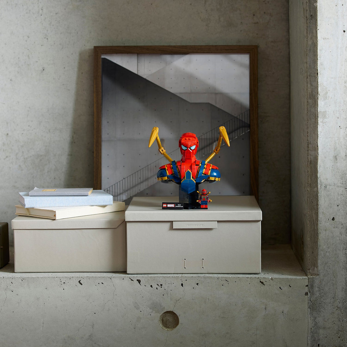 LEGO? ? Marvel Iron Spider-Man Bust