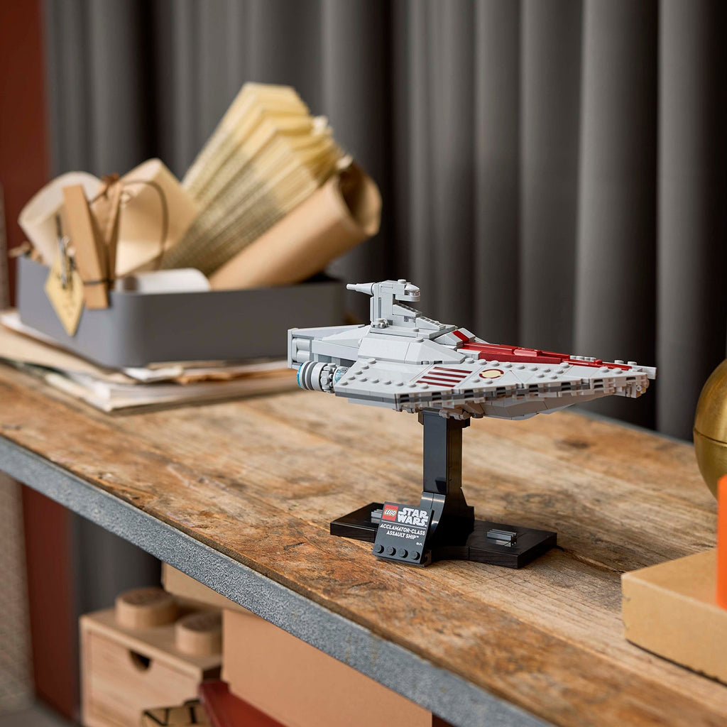 LEGO? Star Wars? Acclamator-Class Assault Ship?