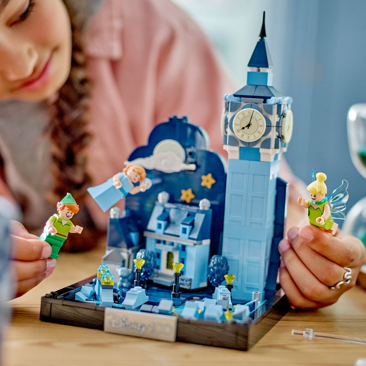 LEGO? | Disney Peter Pan & Wendy's Flight over London