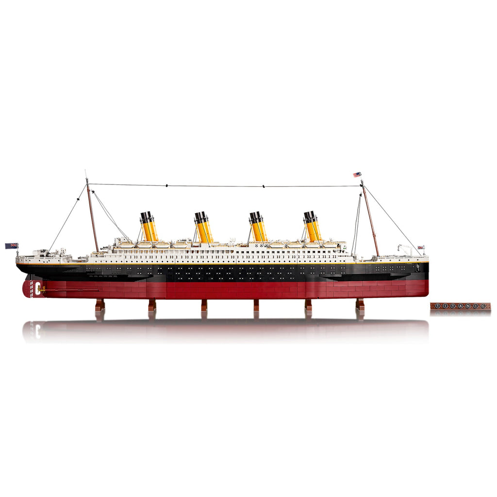 LEGO? Titanic