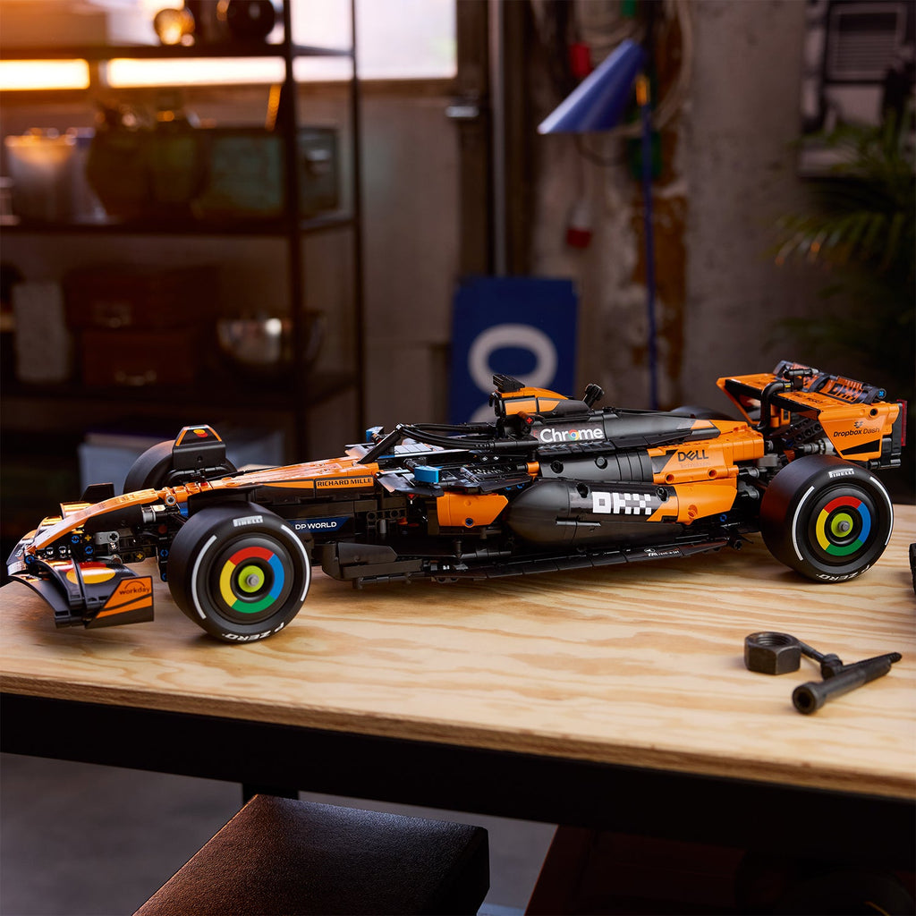 LEGO? Technic McLaren MCL39 F1? Car