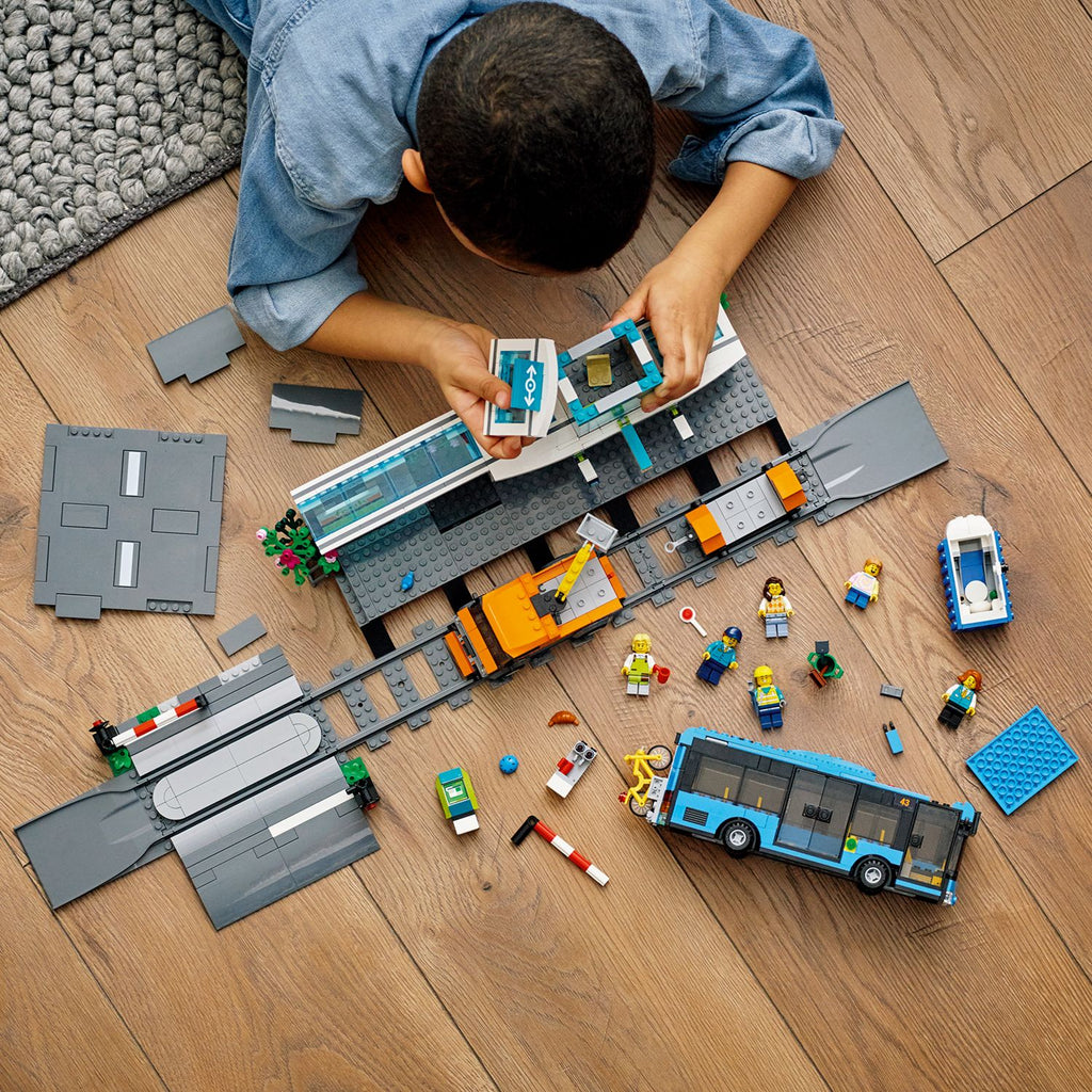 LEGO? City Train Station