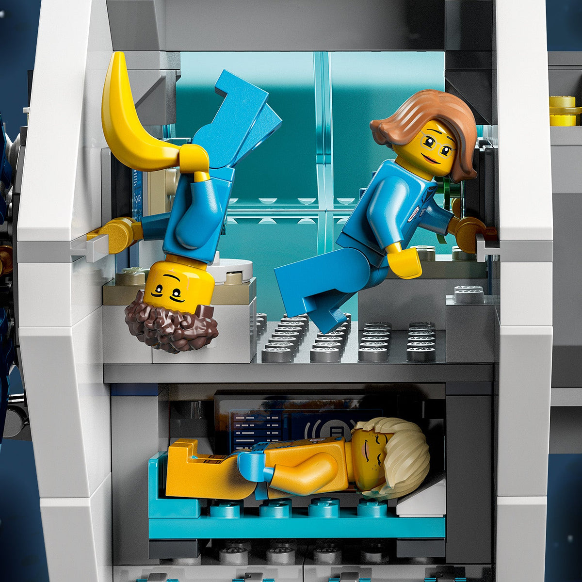 LEGO? City Lunar Space Station
