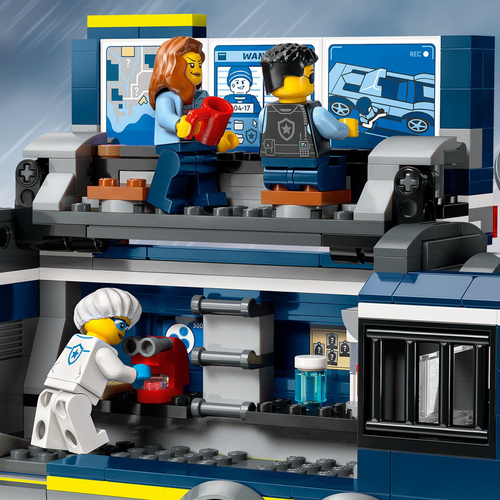 LEGO? City Police Mobile Crime Lab Truck