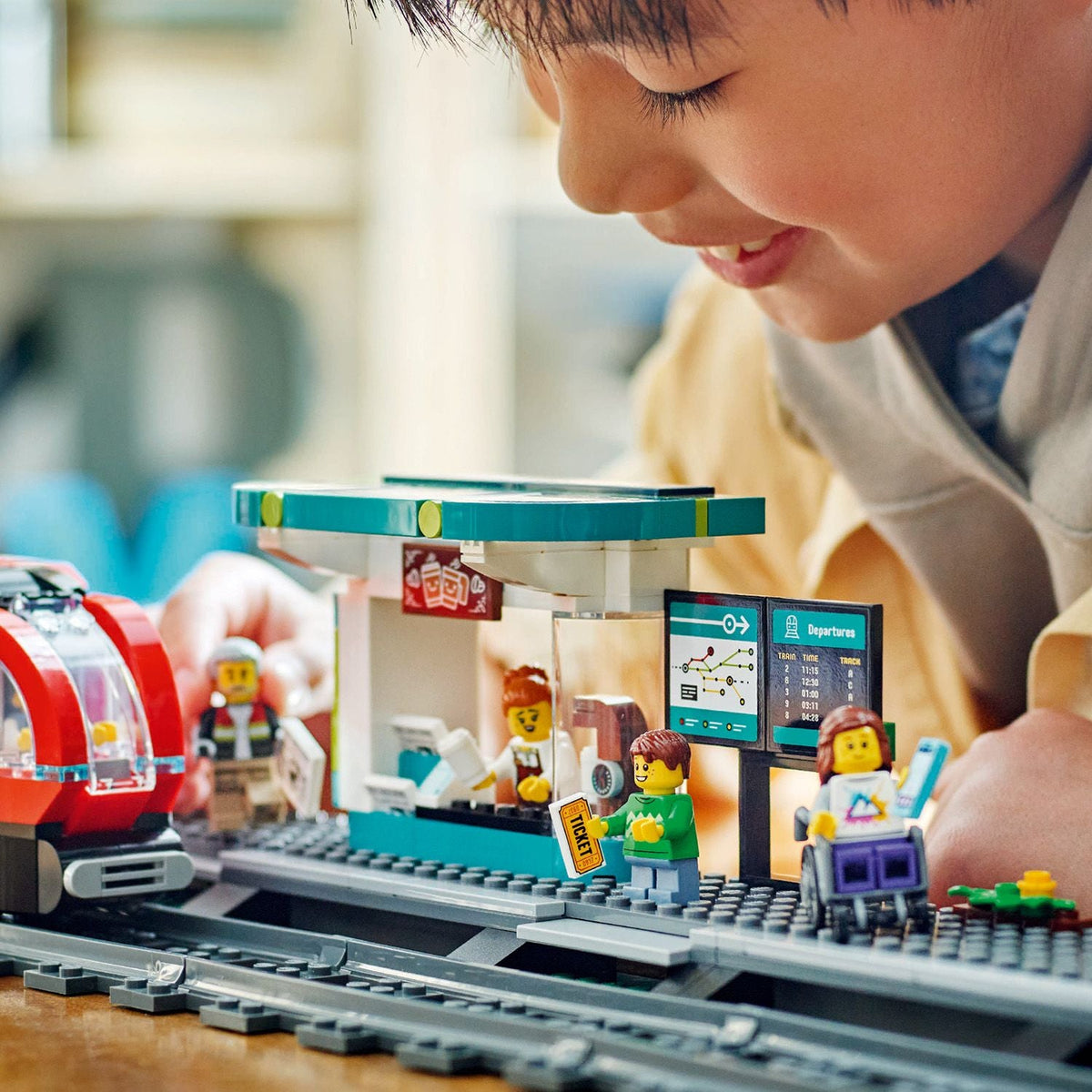 LEGO? City Downtown Tram and Station