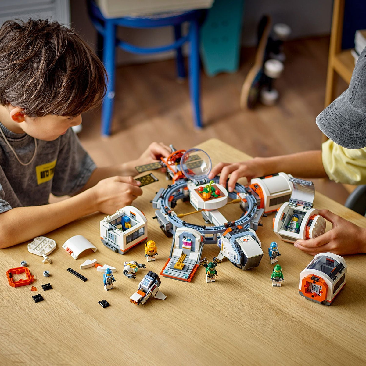 LEGO? City Modular Space Station
