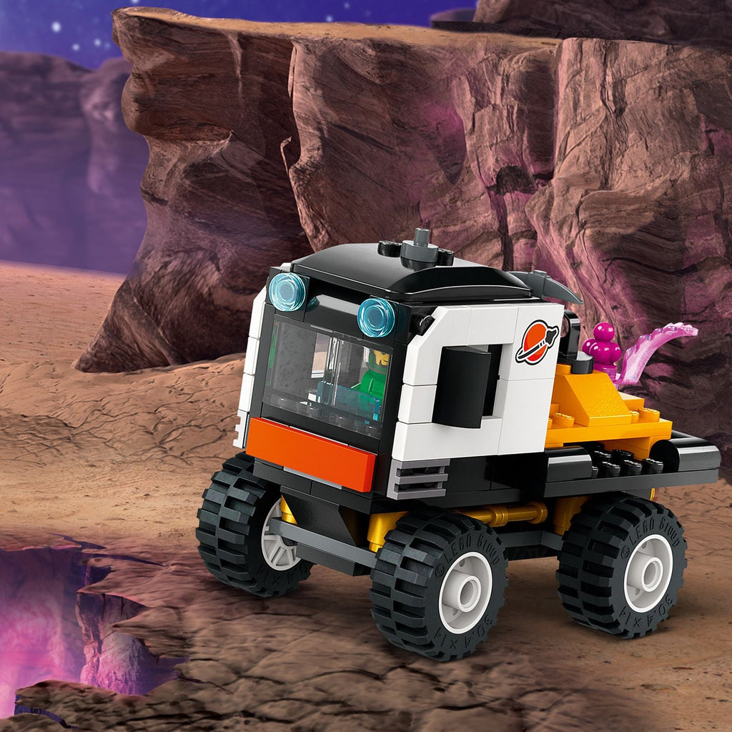 LEGO? City Space Base and Rocket Launchpad