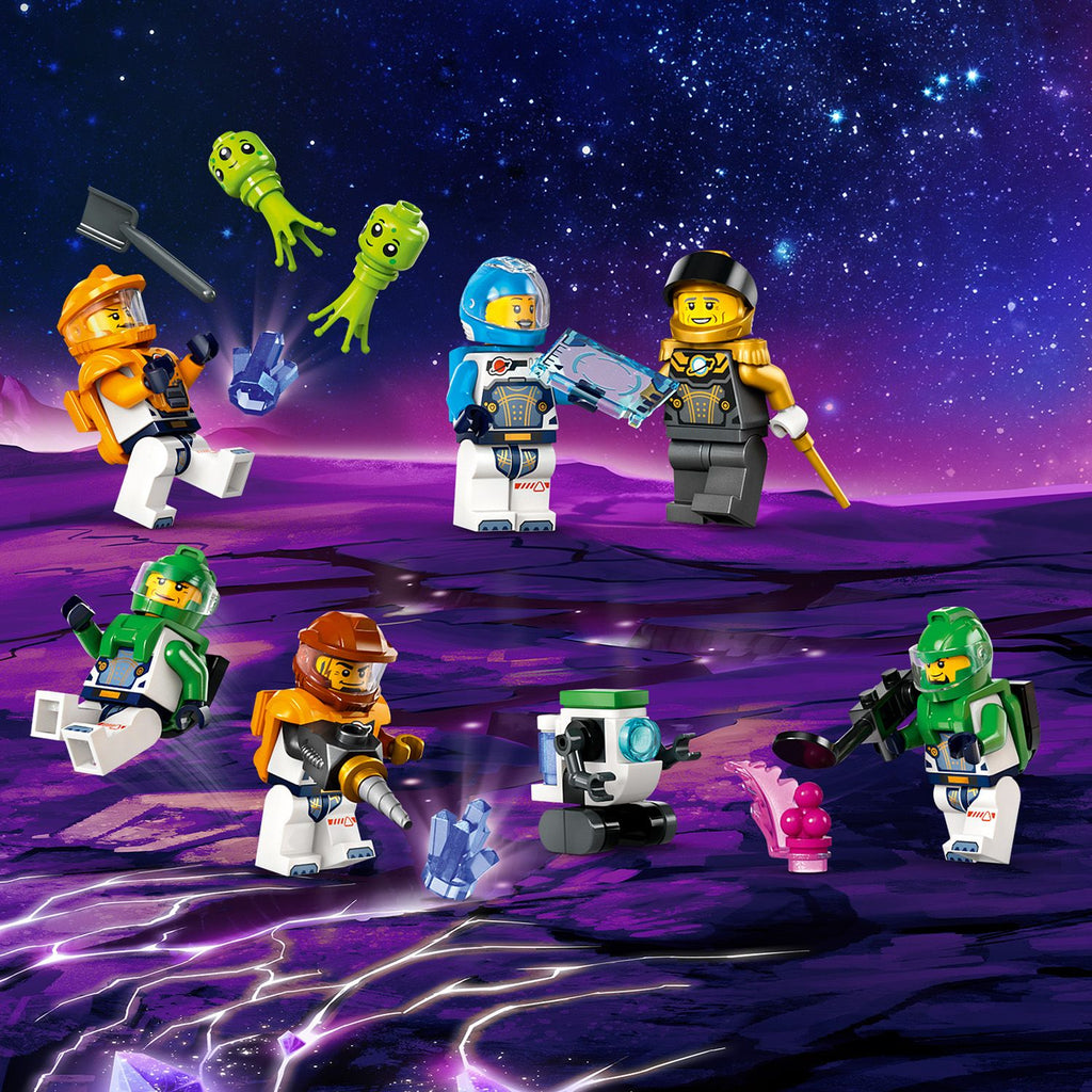 LEGO? City Space Base and Rocket Launchpad