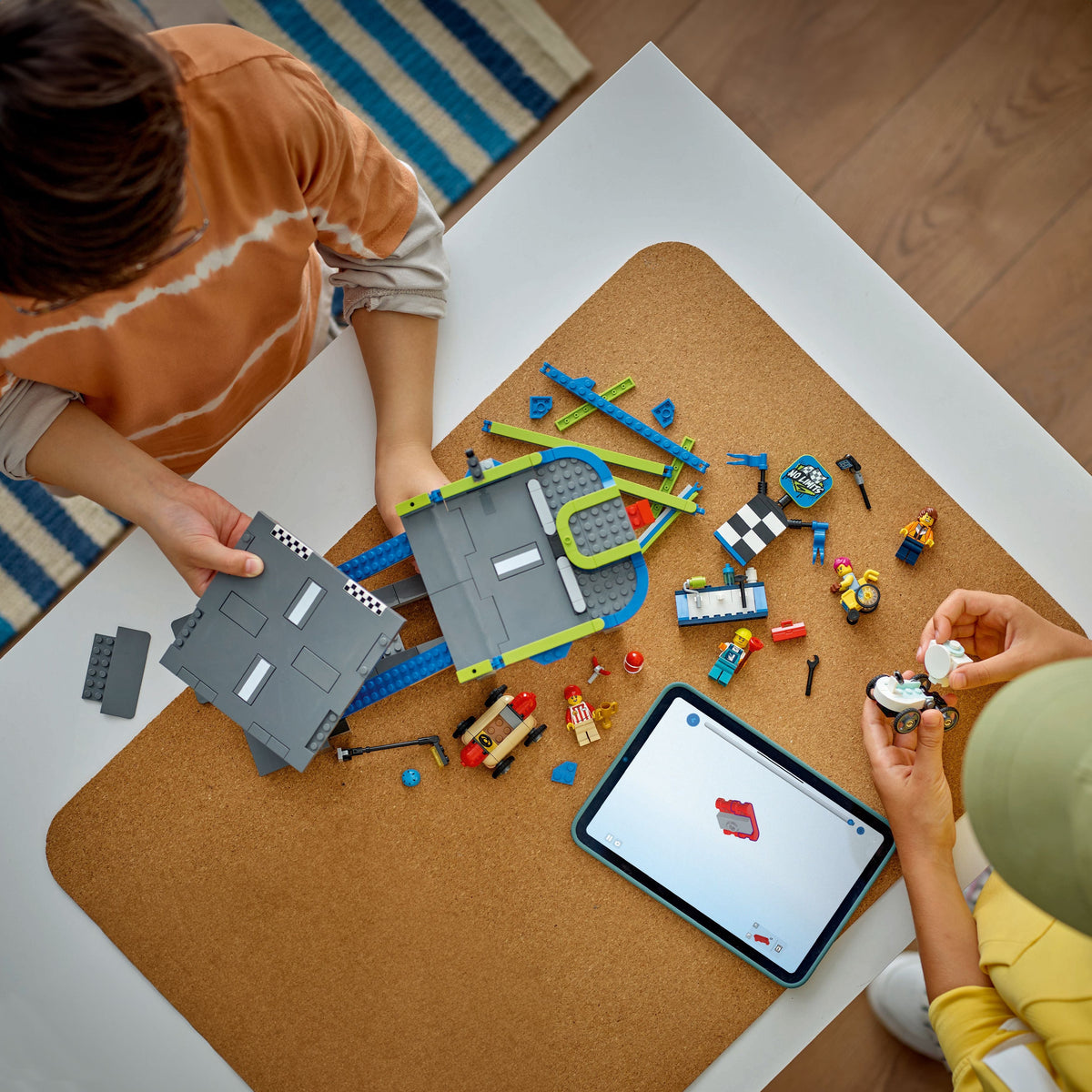 LEGO? City No Limits: Race Car Ramp Track