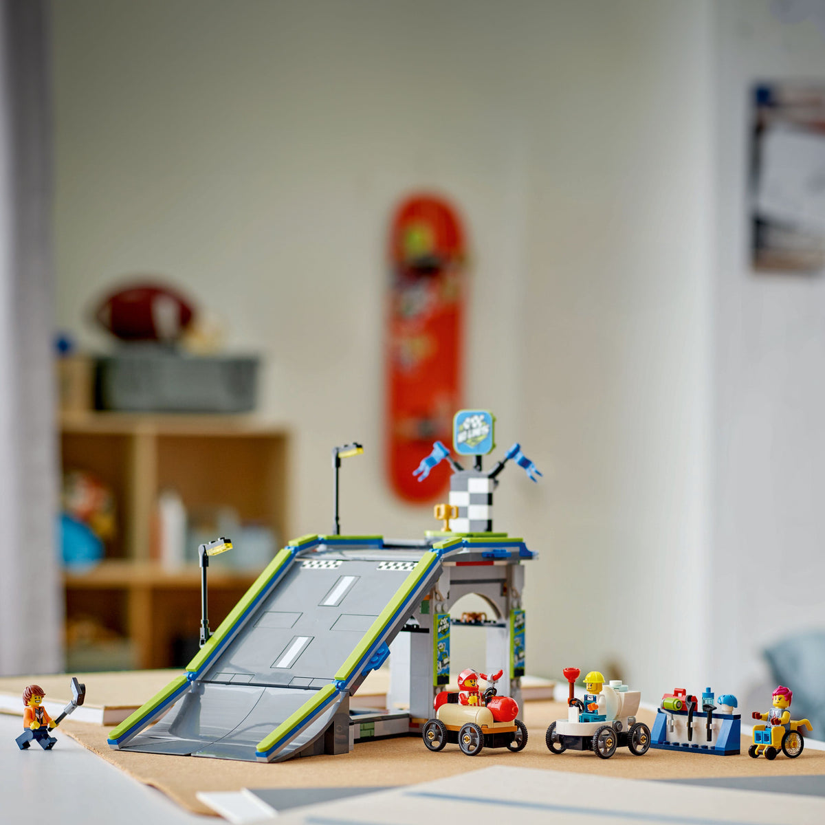 LEGO? City No Limits: Race Car Ramp Track