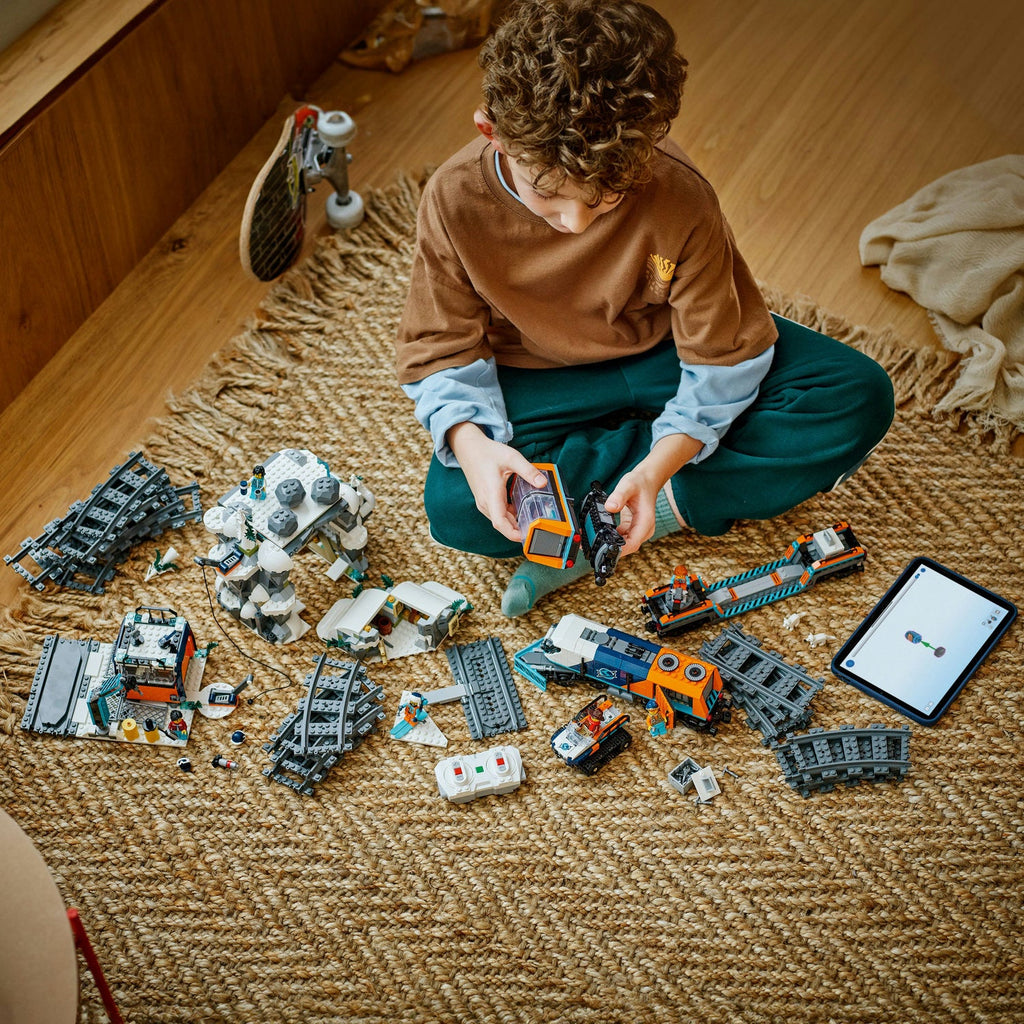 LEGO? City Explorer's Arctic Polar Express Train