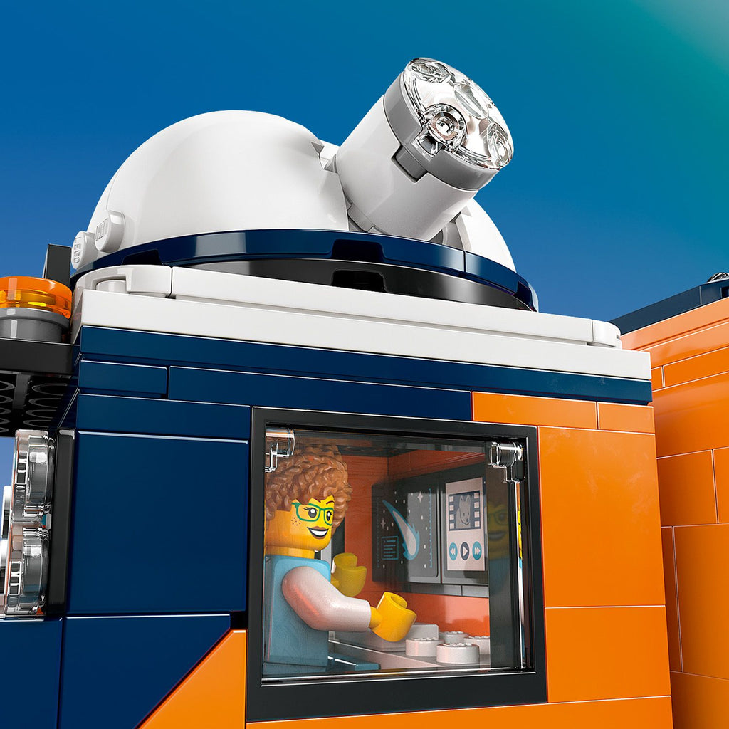 LEGO? City Arctic Explorer Science Lab Truck