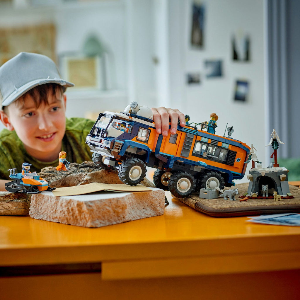 LEGO? City Arctic Explorer Science Lab Truck