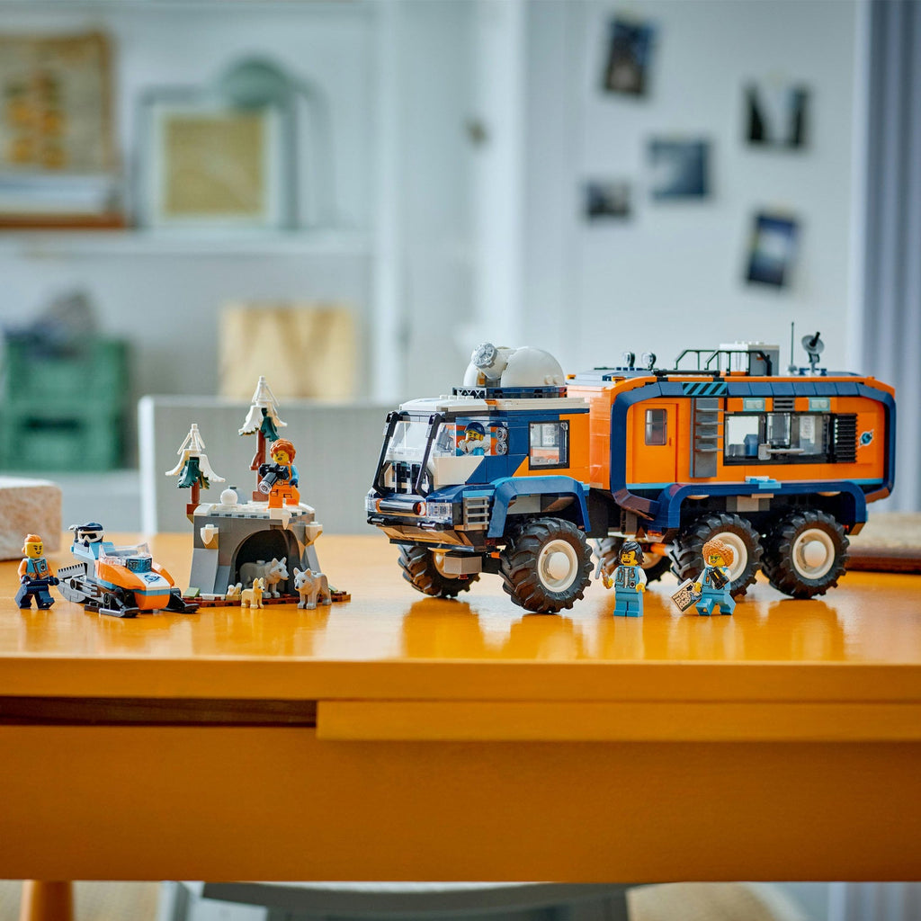 LEGO? City Arctic Explorer Science Lab Truck