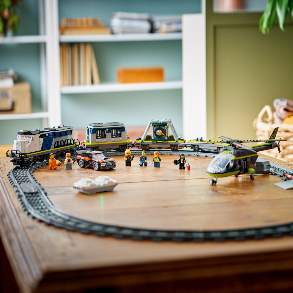 LEGO? City Police Train Heist