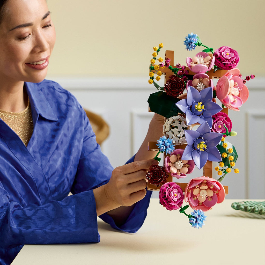 LEGO? Botanicals Flower Wall