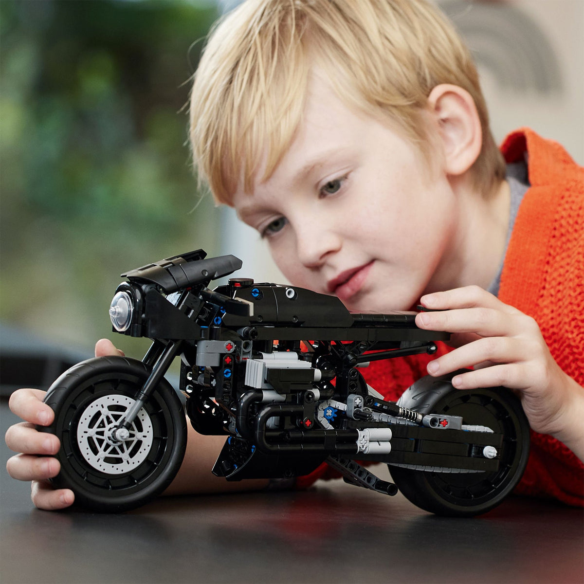LEGO? Technic The Batman - Batcycle?