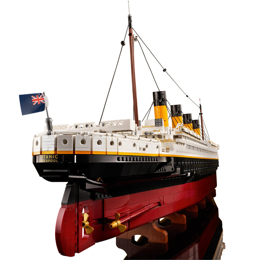 LEGO? Titanic