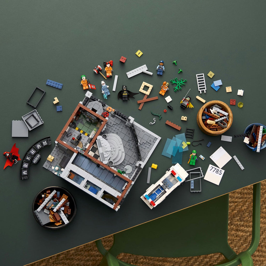 LEGO? DC Batman? Arkham Asylum?