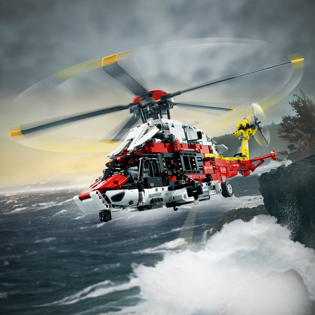 LEGO? Technic Airbus H175 Rescue?Helicopter